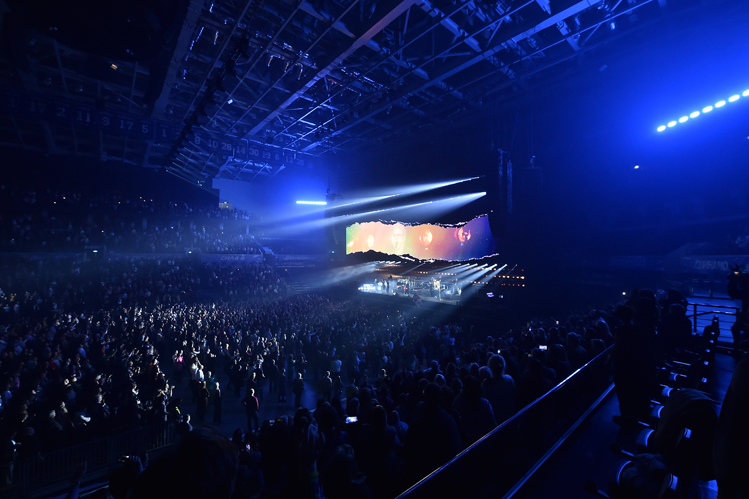 gallery-photo
