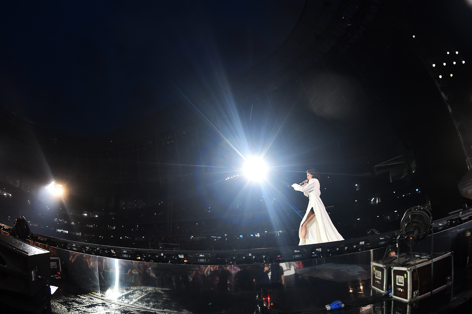 gallery-photo