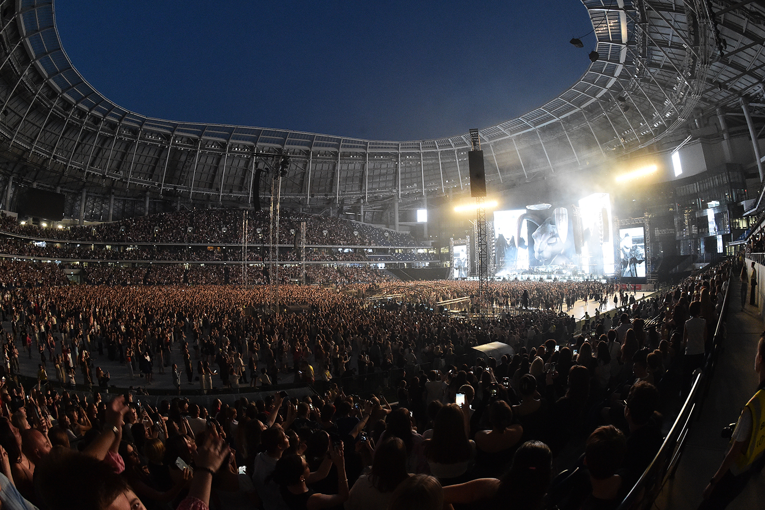 gallery-photo