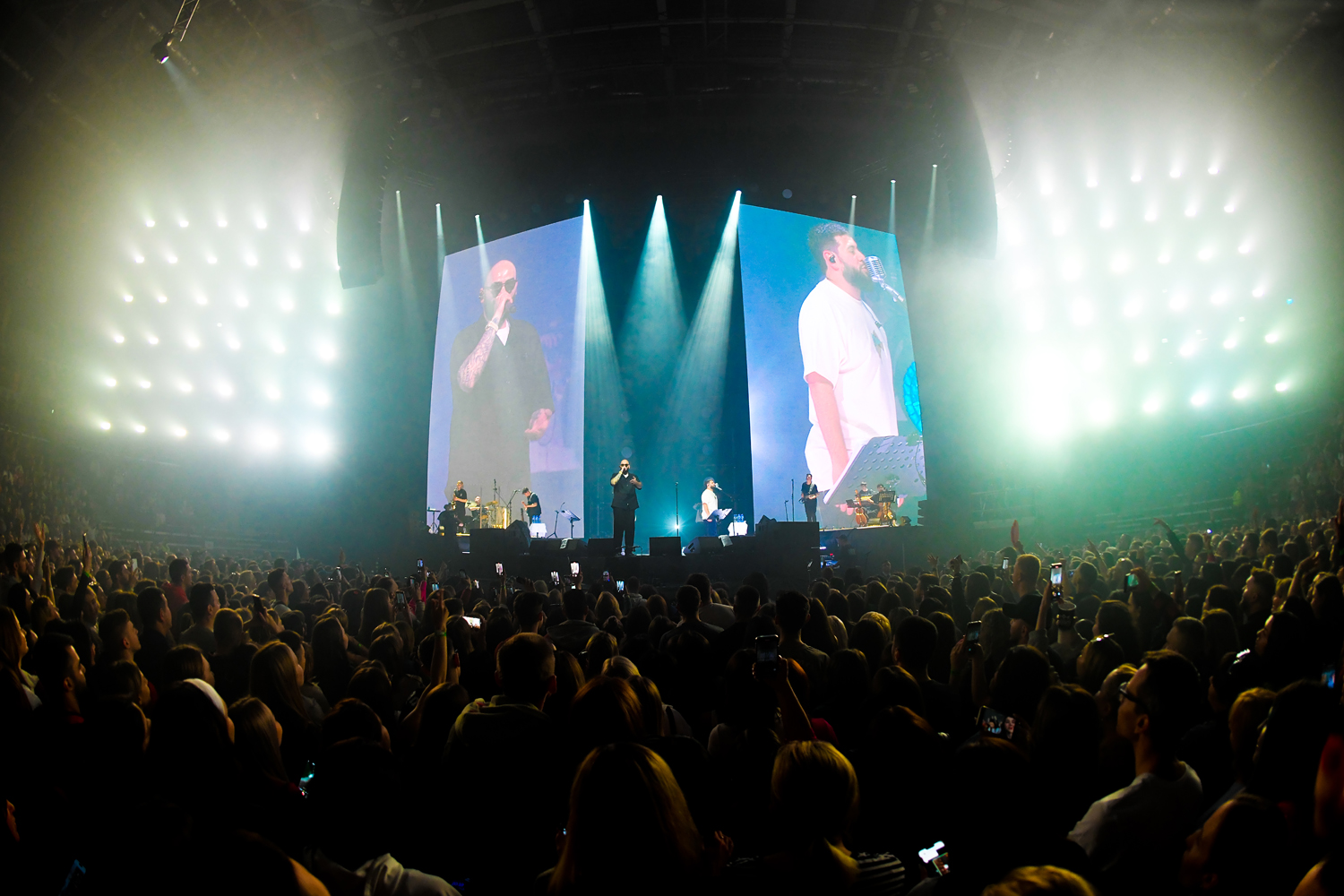 gallery-photo
