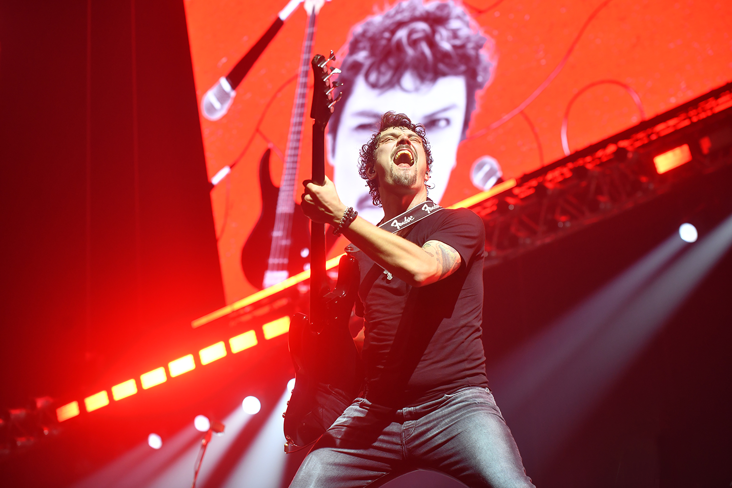 gallery-photo