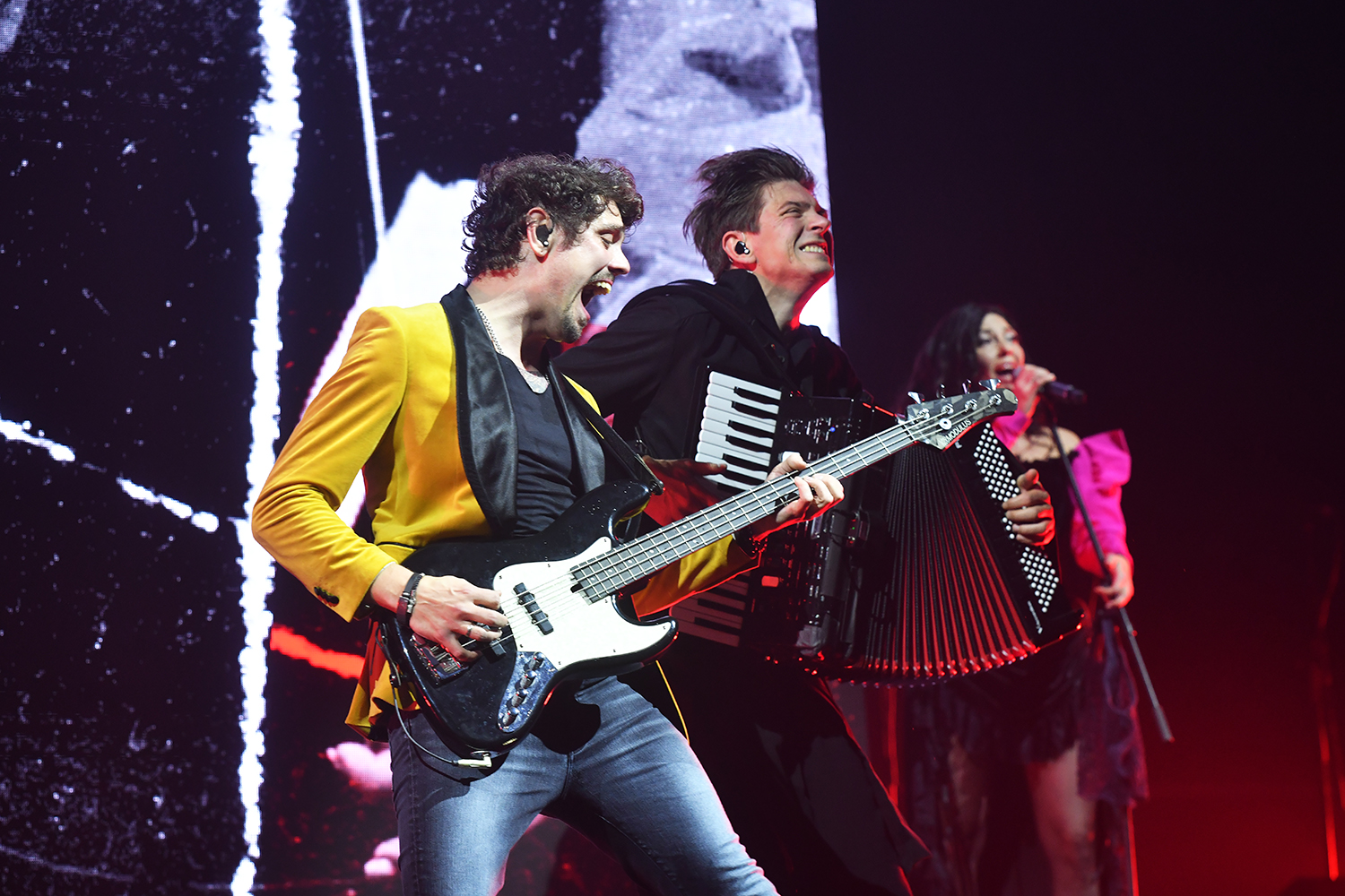 gallery-photo