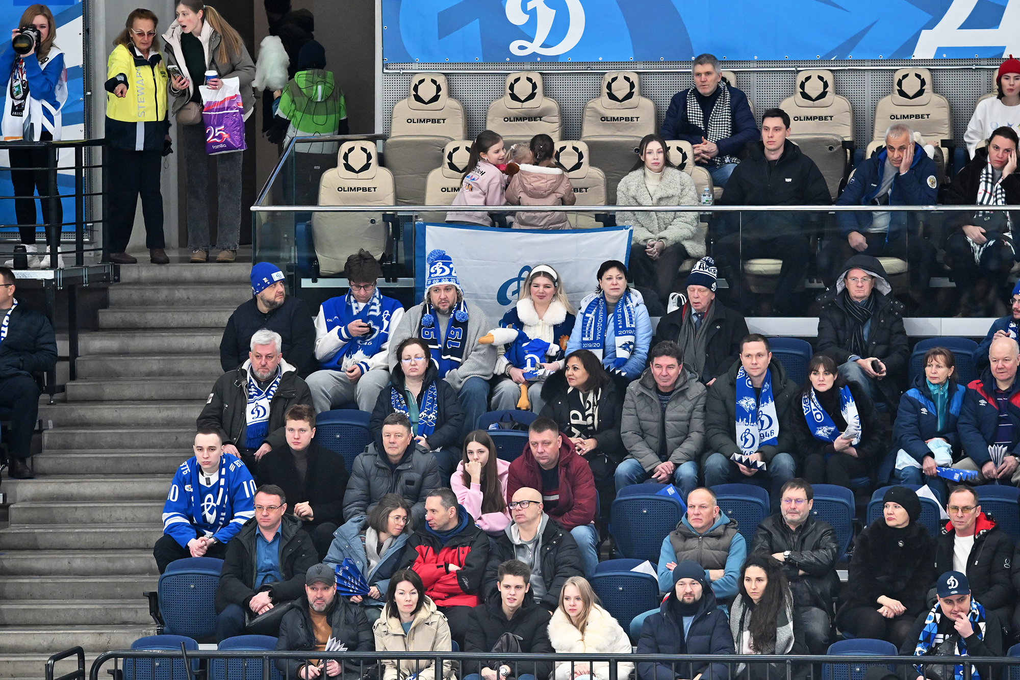 gallery-photo