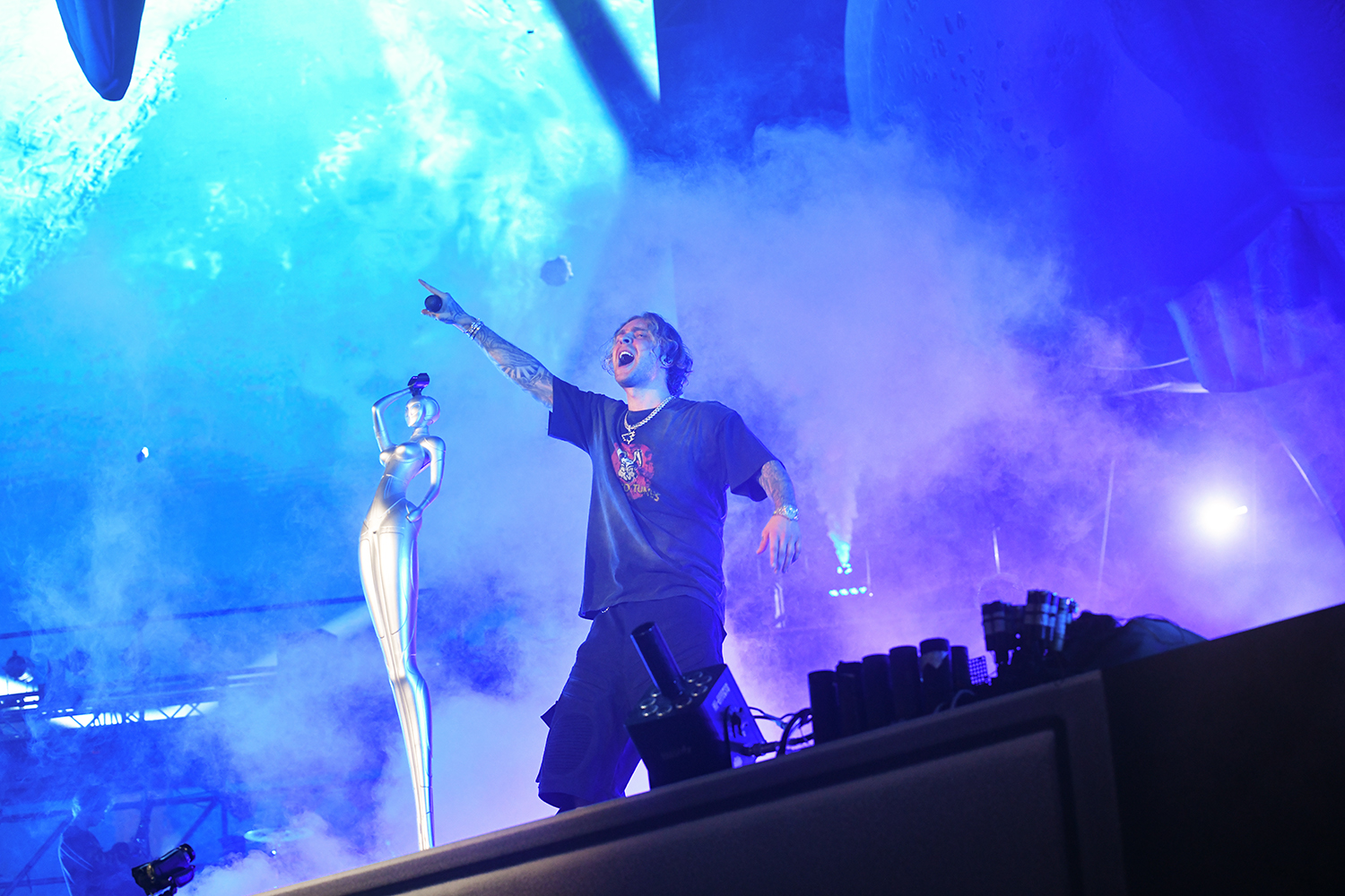 gallery-photo