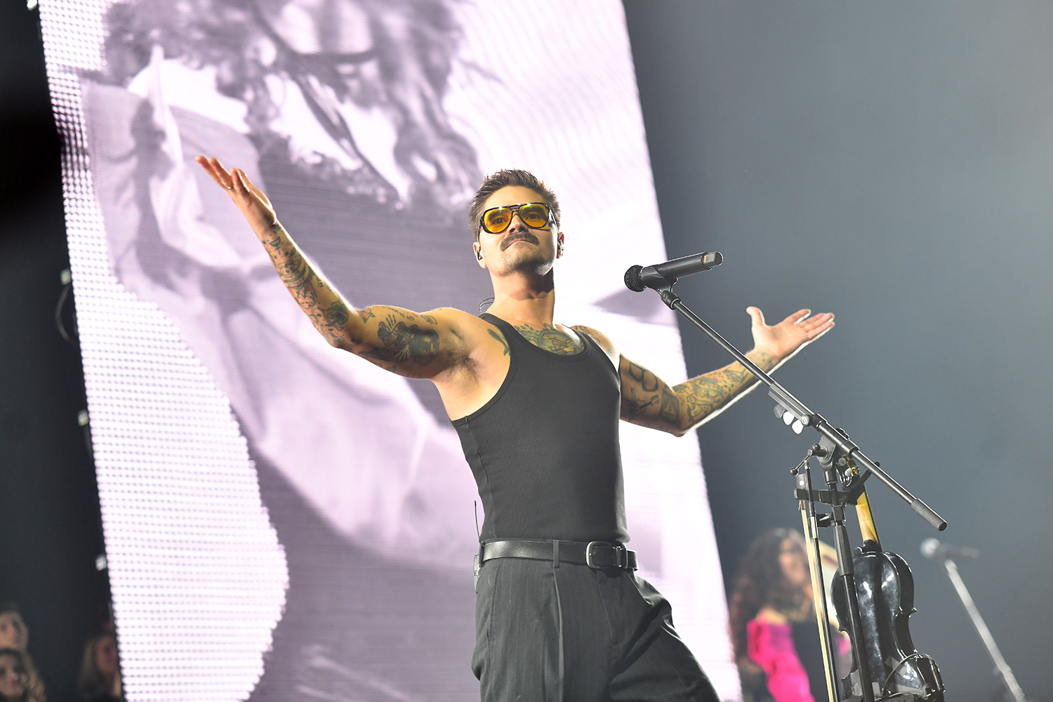 gallery-photo