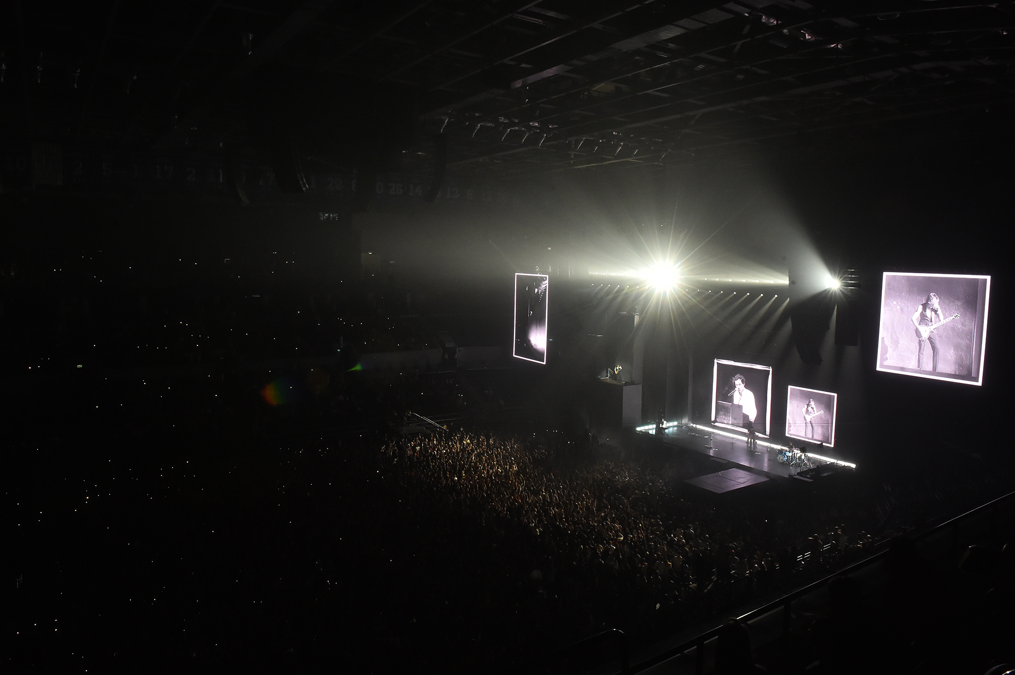 gallery-photo