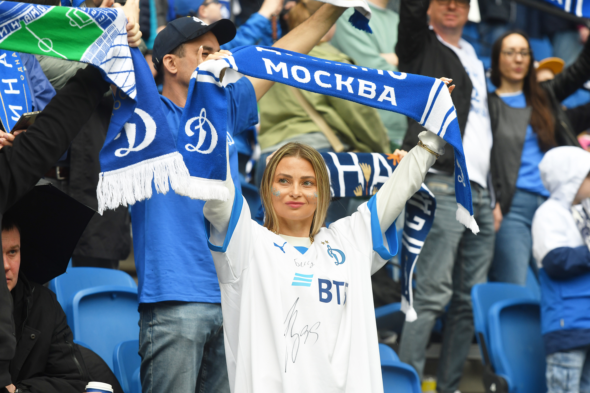 gallery-photo