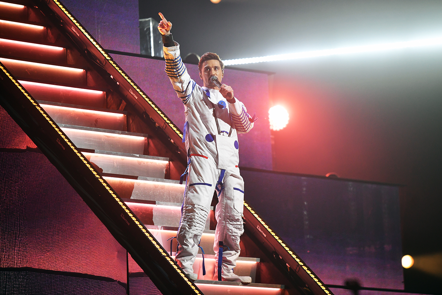 gallery-photo