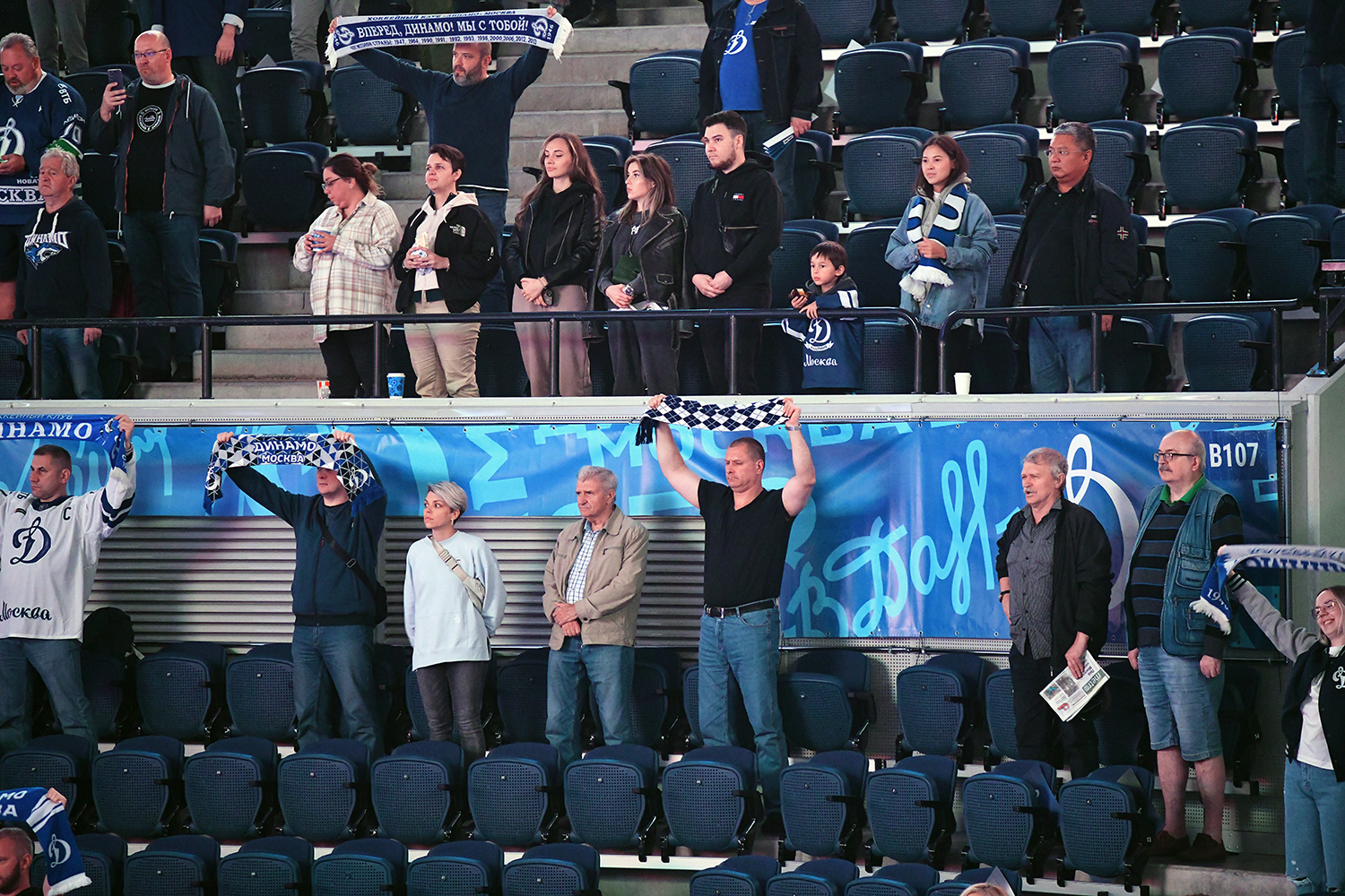 gallery-photo