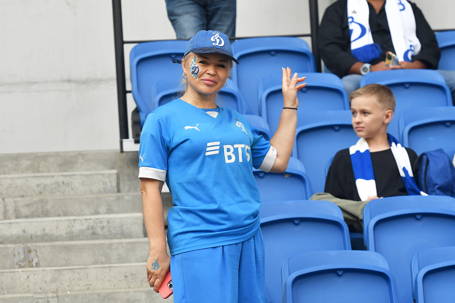 gallery-photo