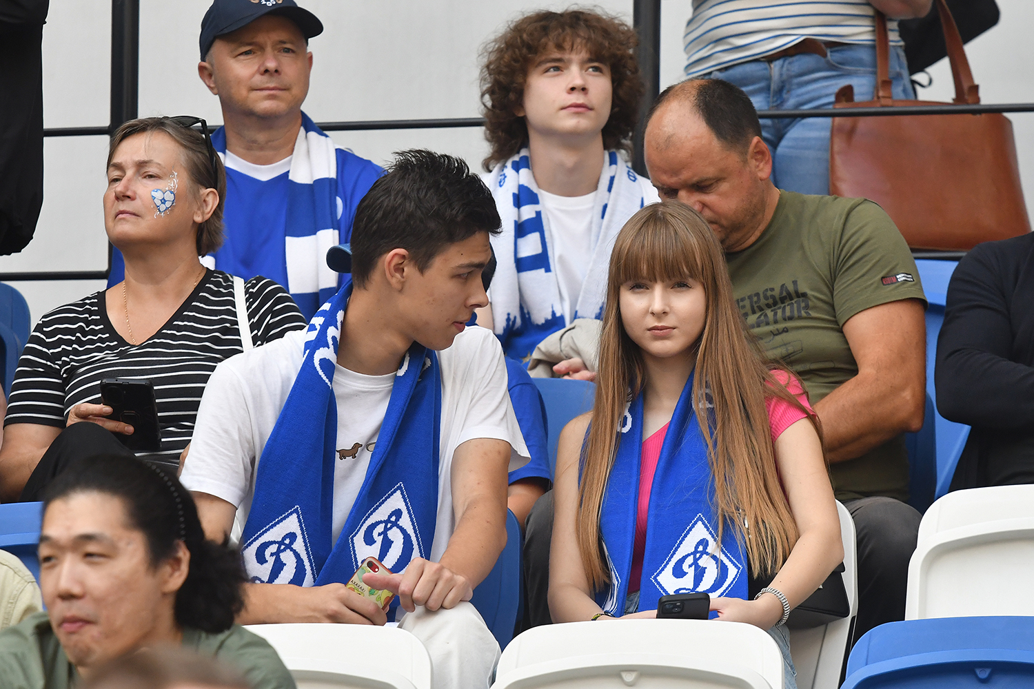 gallery-photo