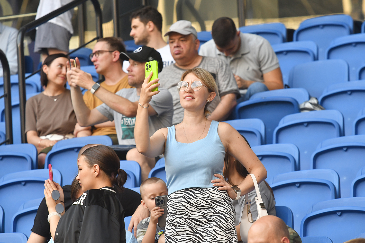 gallery-photo