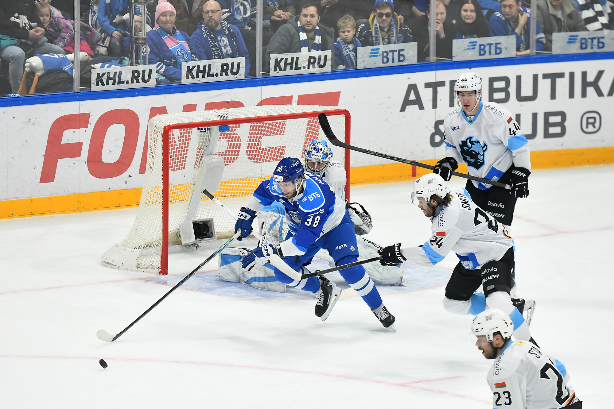 gallery-photo